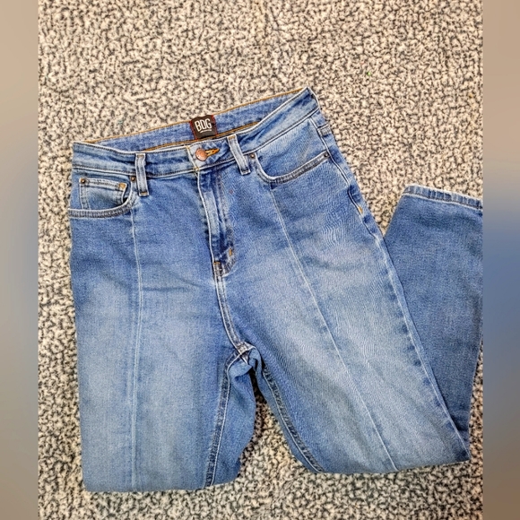 Urban Outfitters BDG High Rise Girlfriend Jeans - Picture 4 of 5